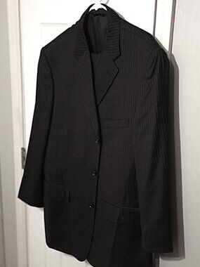Pronto Uomo Men Dark Gray Pinstripe 2 Piece Suit   46R
